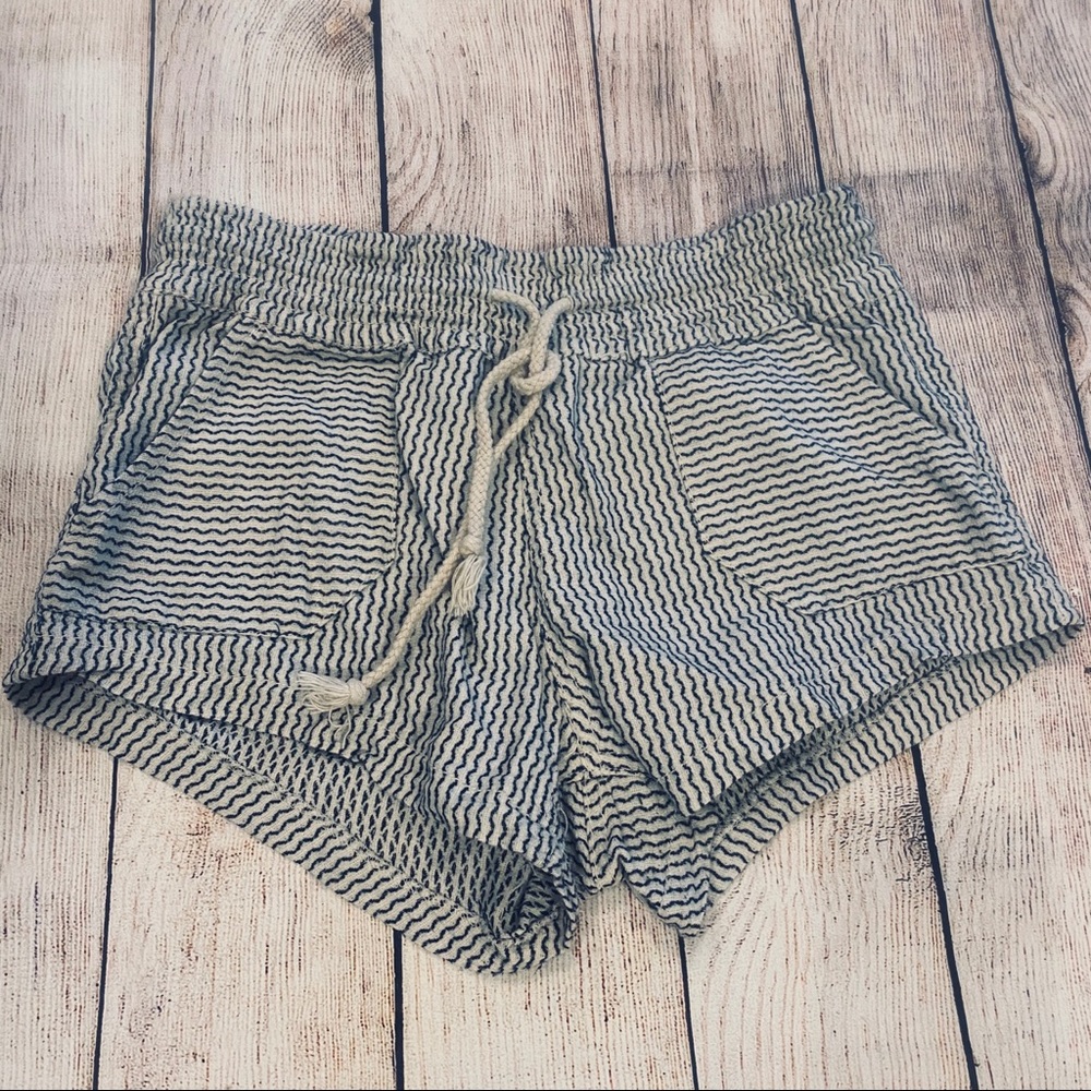 Cali 1850 Striped Shorts